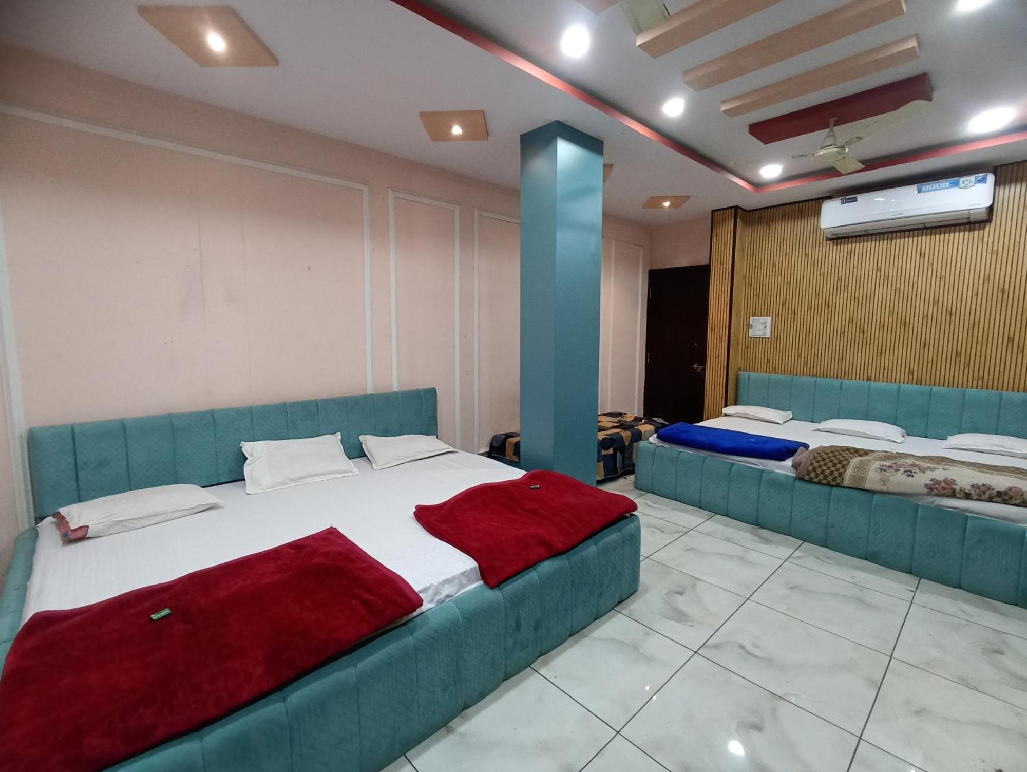 Hotel Shree Krishna Palace Ujjain Exterior photo